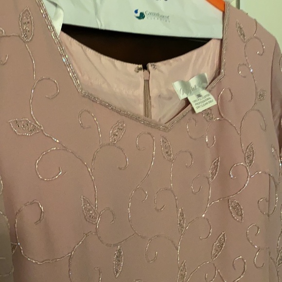 Evening Gown - Picture 4 of 7